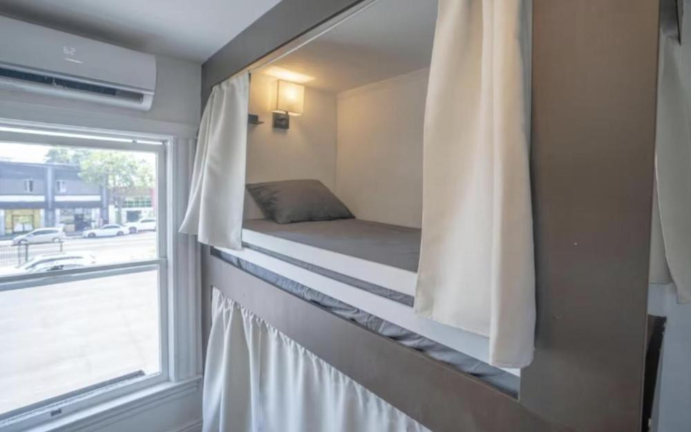 Bed in 6-Bed Mixed Dormitory Room interior
